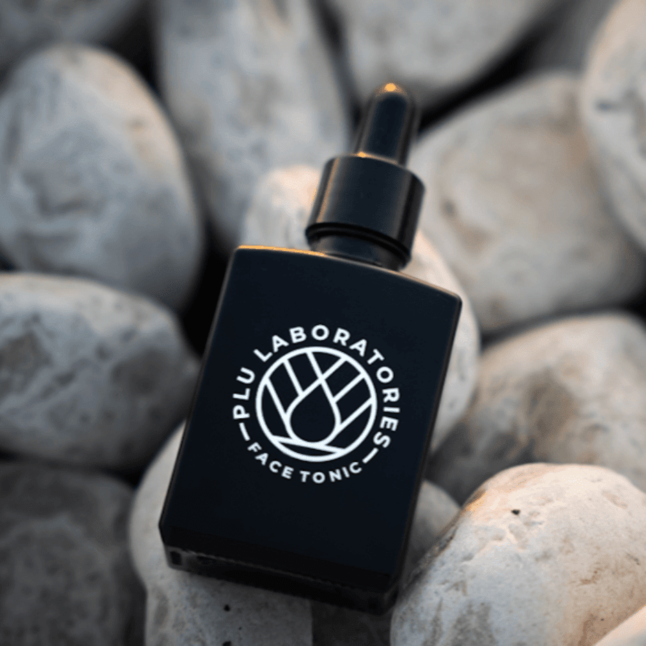 PLU Face Tonic on Rocks - Square